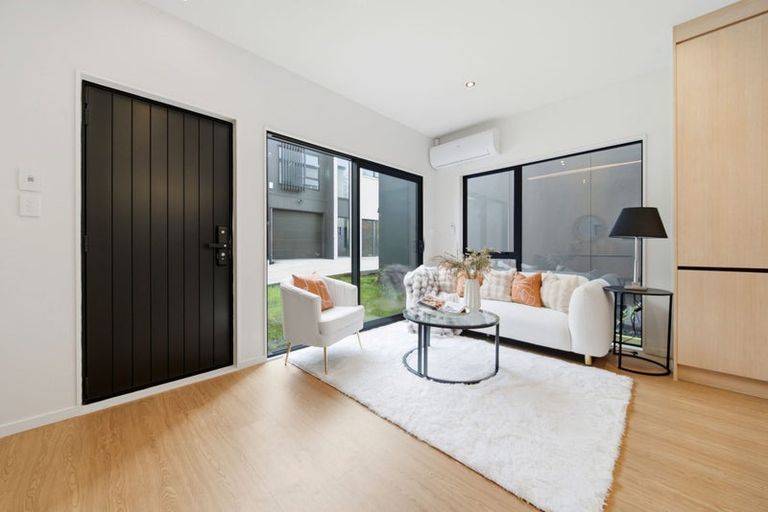 Photo of property in 18b Sunnyhill Crescent, Sunnyhills, Auckland, 2010