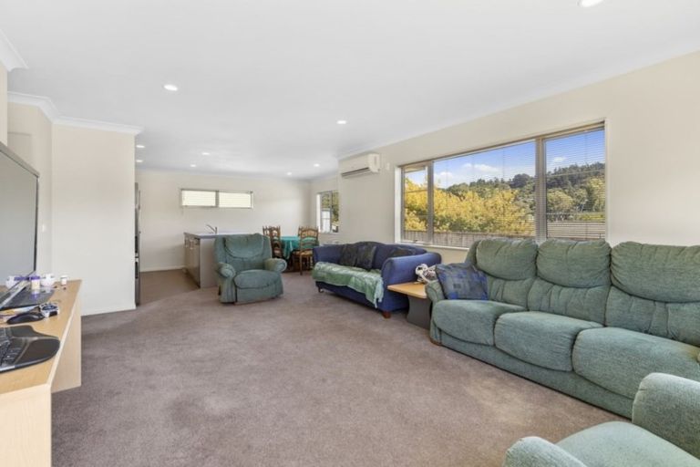 Photo of property in 7 Speldhurst Grove, Stokes Valley, Lower Hutt, 5019