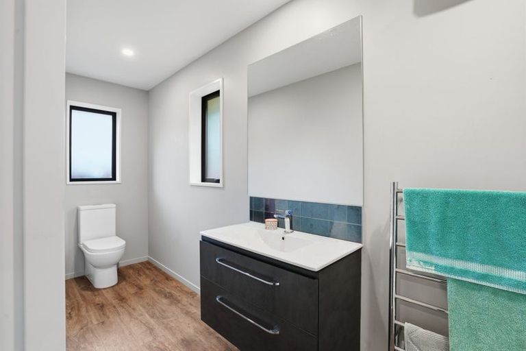 Photo of property in 16 Pallid Green, Rolleston, 7615