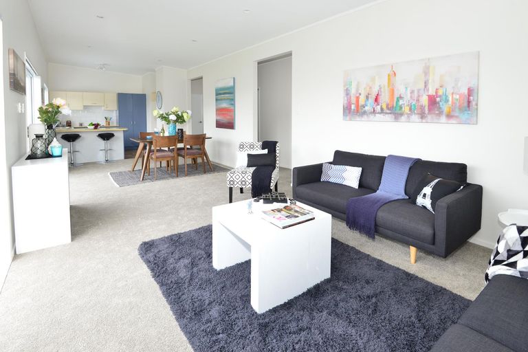 Photo of property in 3 Waiwera Place, Waiwera, Orewa, 0994