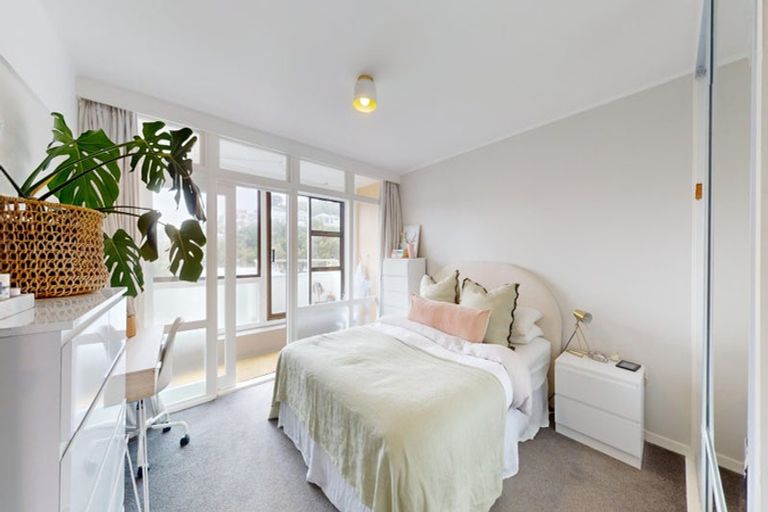 Photo of property in 12/4 Claremont Grove, Mount Victoria, Wellington, 6011