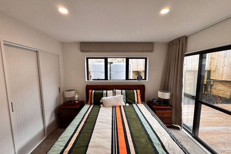 Photo of property in 11d Regency Place, Sunnynook, Auckland, 0632