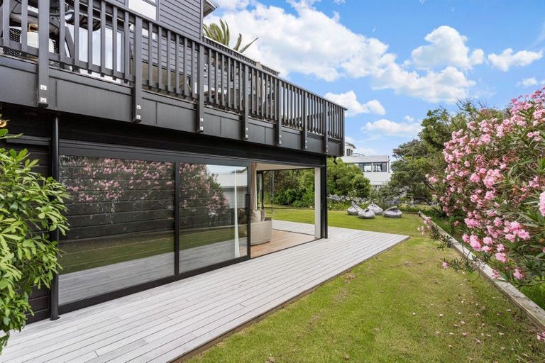 Photo of property in 306b Beverley Terrace, Whangamata, 3620