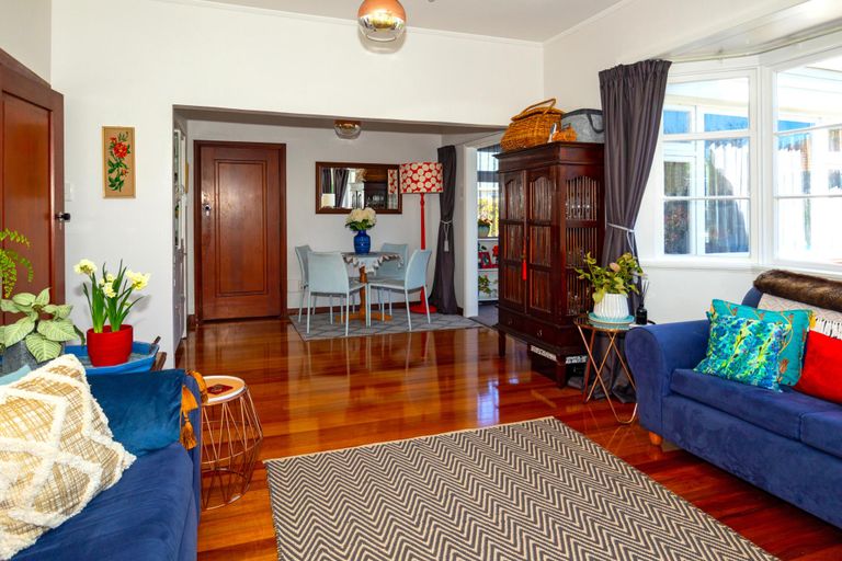 Photo of property in 8 Angland Avenue, Kensington, Timaru, 7910