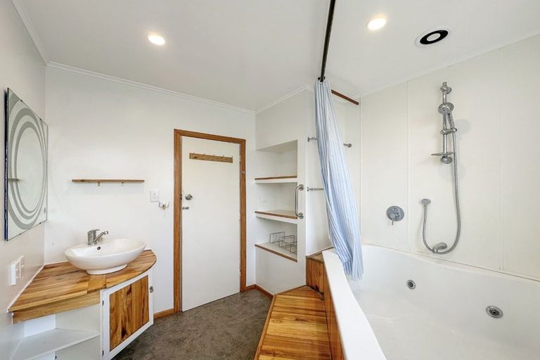Photo of property in 166 Paterson Street, Aramoho, Whanganui, 4500