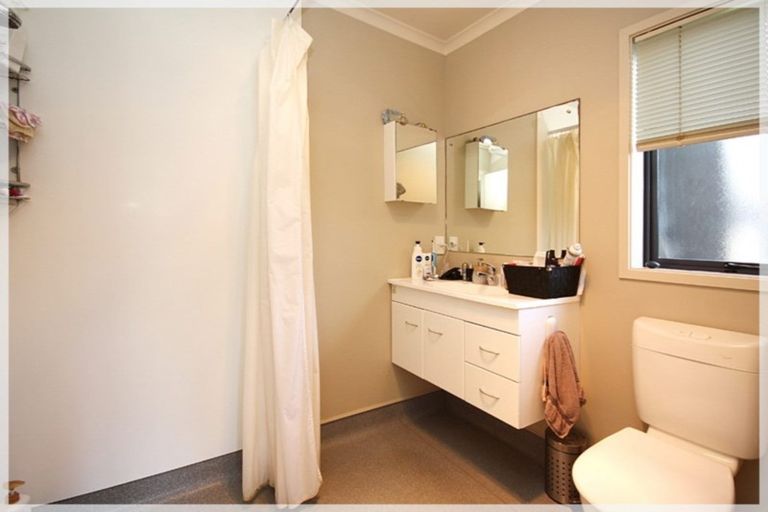 Photo of property in 37 Andrews Street, Foxton Beach, Foxton, 4815