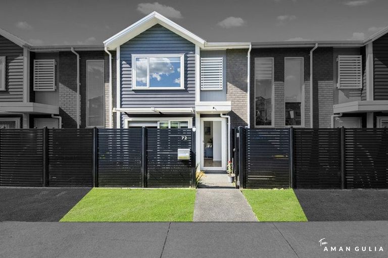 Photo of property in 72 Karepiro Drive, Stanmore Bay, Whangaparaoa, 0932