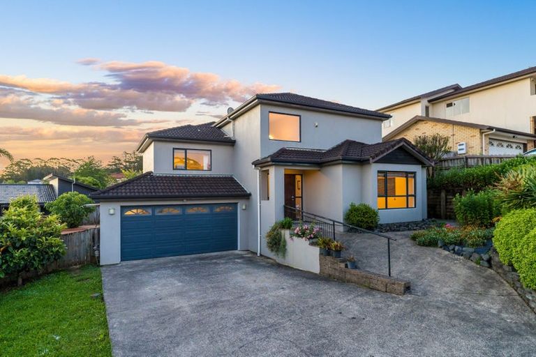 Photo of property in 6 Virginia Street, Henderson, Auckland, 0612