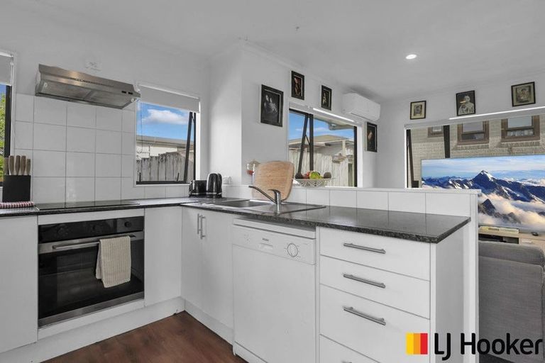 Photo of property in 27 Antrim Crescent, Otara, Auckland, 2023