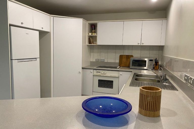 Photo of property in 16 Ander Place, Takapuna, Auckland, 0622