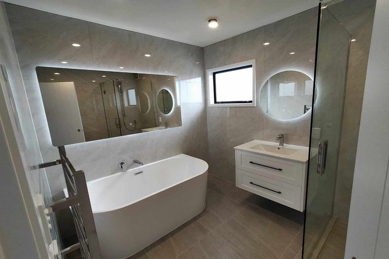 Photo of property in 23 Joydon Place, Stanmore Bay, Whangaparaoa, 0932