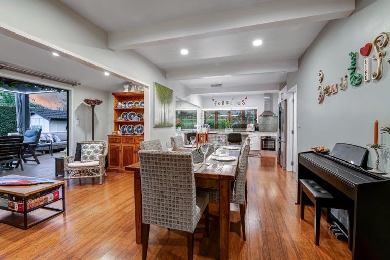 Photo of property in 1 Cross Street, Manly, Whangaparaoa, 0930