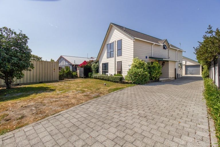 Photo of property in 17 Cedar Road, Te Awanga, 4102