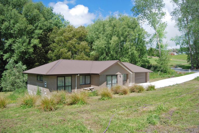 Photo of property in 29 Settlement Road, Kaiwaka, 0573