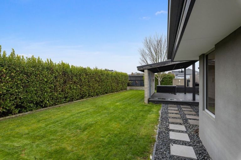 Photo of property in 24 James Drive, Woodend, 7610