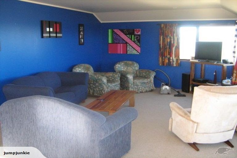 Photo of property in 11 Gladstone Grove, Richmond Heights, Taupo, 3330