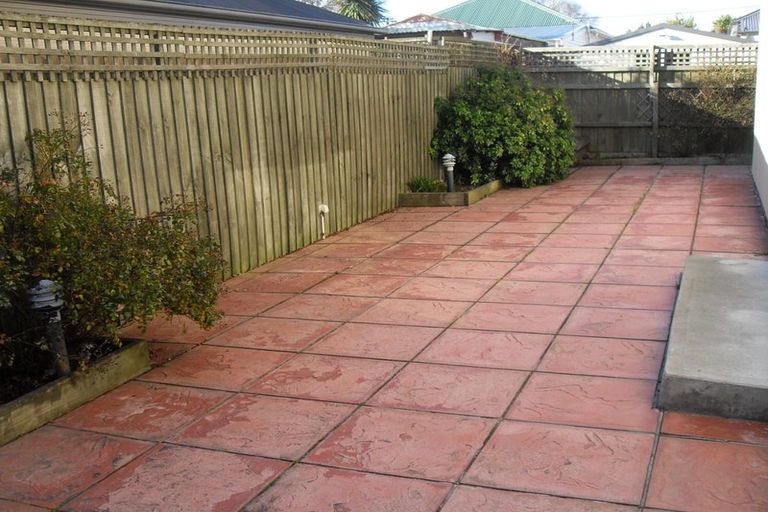 Photo of property in 243 Geraldine Street, Edgeware, Christchurch, 8013
