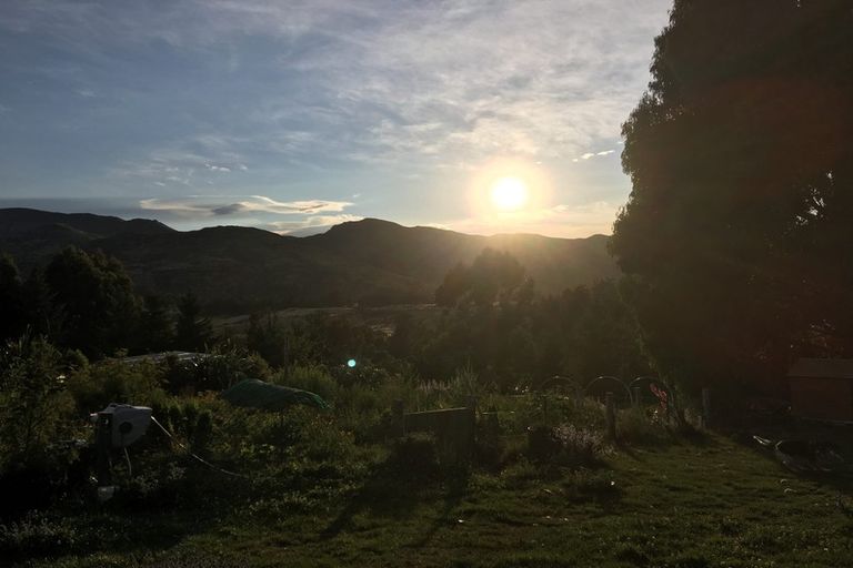 Photo of property in 1 Maude View Road, Hawea Flat, Wanaka, 9382