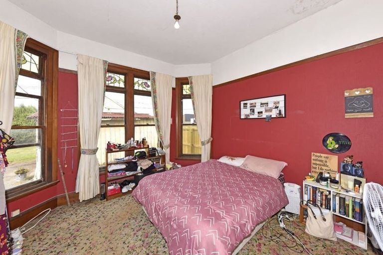 Photo of property in 27 Lincoln Road, Hillmorton, Christchurch, 8024