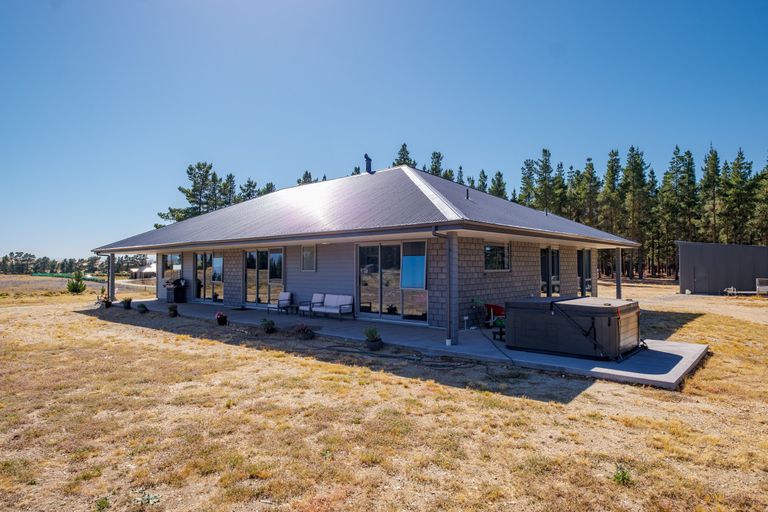 Photo of property in 390a Letts Gully Road, Letts Gully, Alexandra, 9393