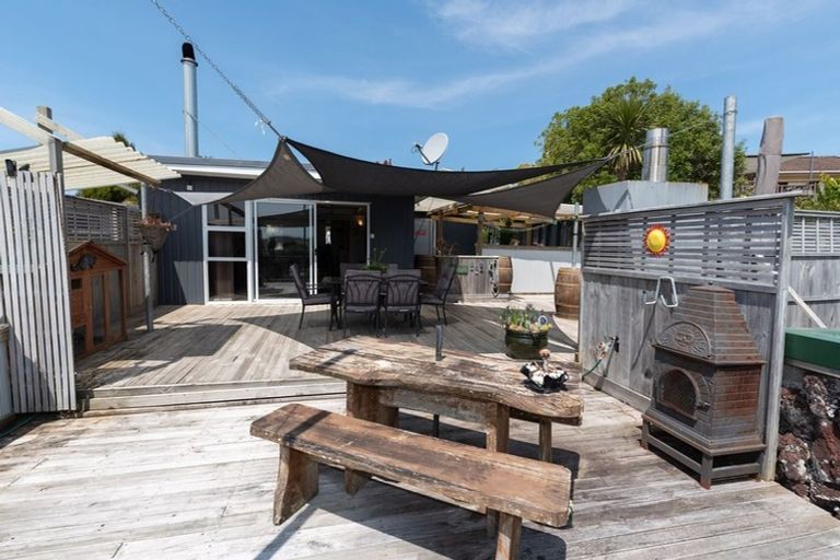 Photo of property in 10 Falls View Road, Haruru, 0204