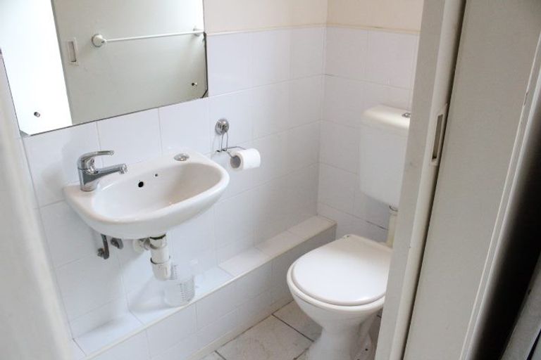 Photo of property in 1/53 Butley Drive, Farm Cove, Auckland, 2012