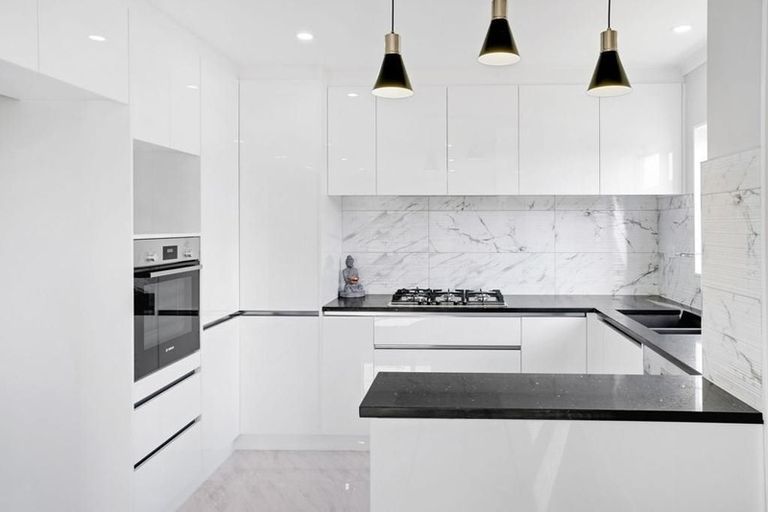 Photo of property in 20 Survila Street, Takanini, 2110