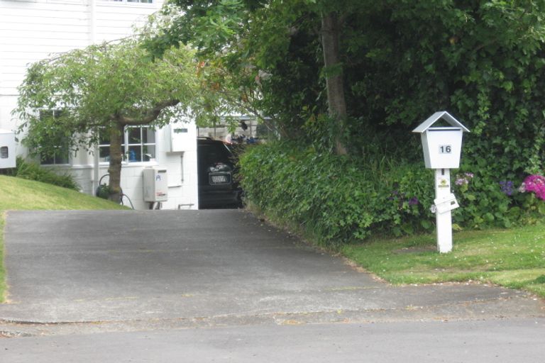 Photo of property in 16 Eaton Crescent, Otamatea, Whanganui, 4500