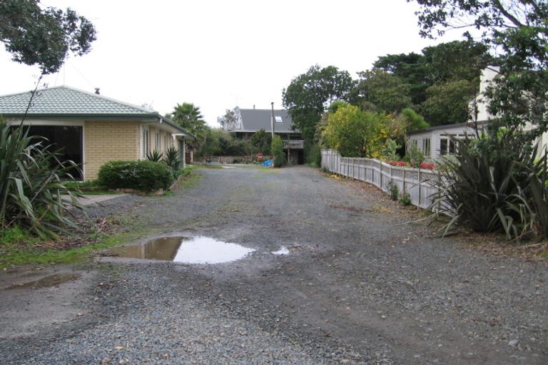 Photo of property in 33 Riverside Drive, Point Wells, 0986