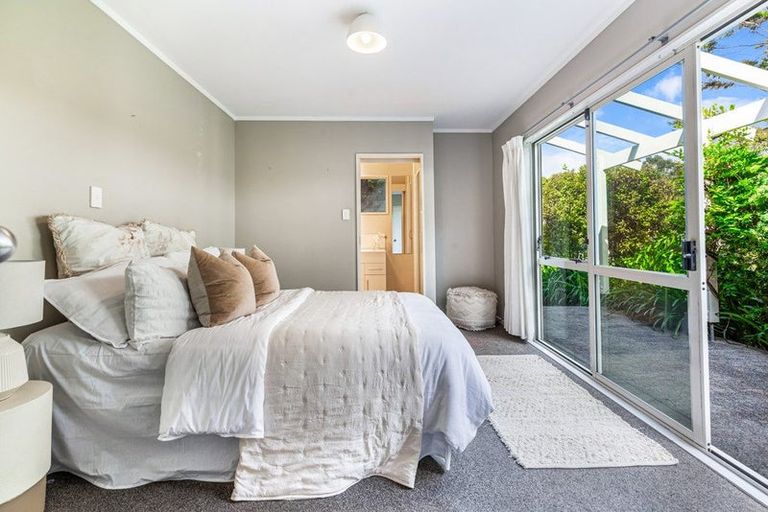 Photo of property in 3 Meynell Court, Glen Eden, Auckland, 0602