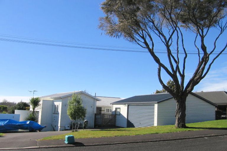 Photo of property in 4a Holden Avenue, Forest Lake, Hamilton, 3200