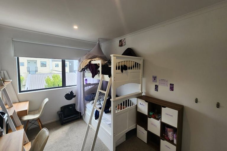 Photo of property in 5 Kanuka Road, Hobsonville, Auckland, 0616