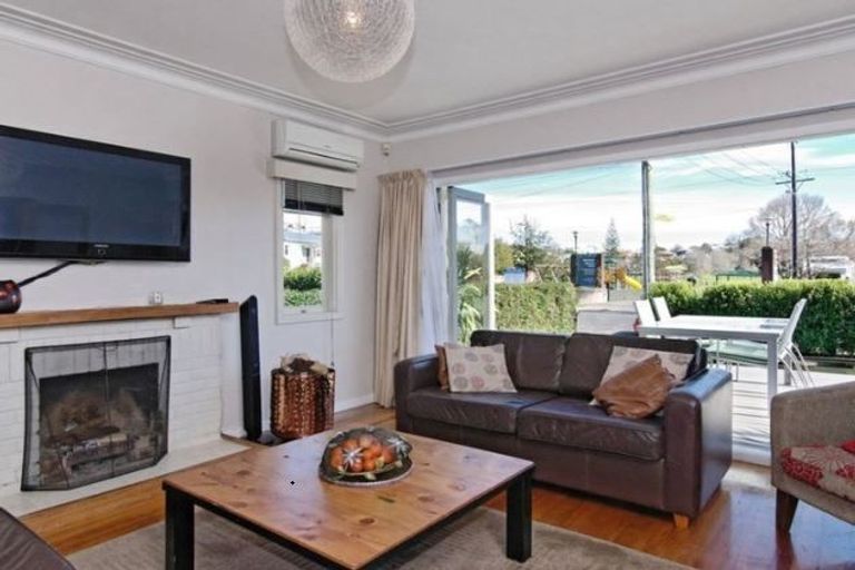 Photo of property in 33 Michaels Avenue, Ellerslie, Auckland, 1051