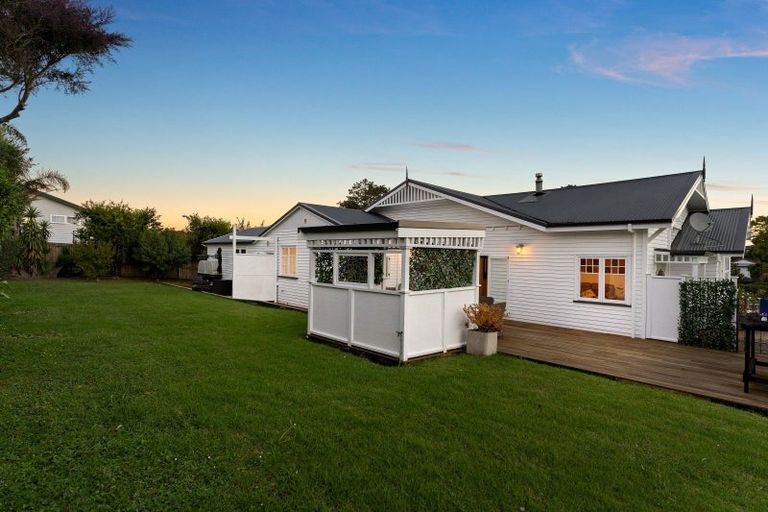 Photo of property in 57 Queen Street, Riverhead, 0820