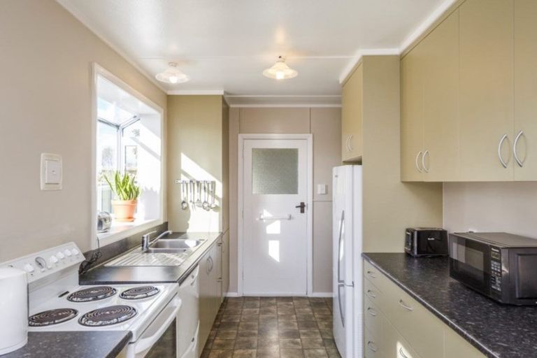 Photo of property in 8 Tweed Street, Roslyn, Palmerston North, 4414