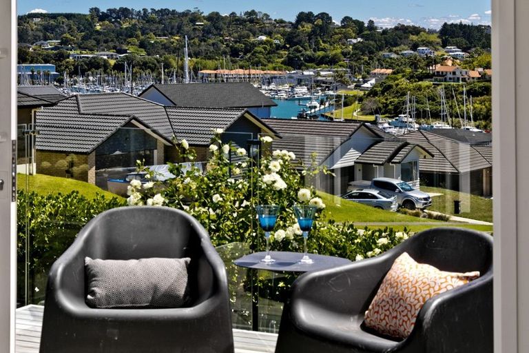 Photo of property in 97 Pinecrest Drive, Gulf Harbour, Whangaparaoa, 0930