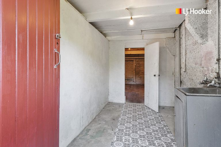 Photo of property in 37 Forfar Street, Clyde Hill, Dunedin, 9011