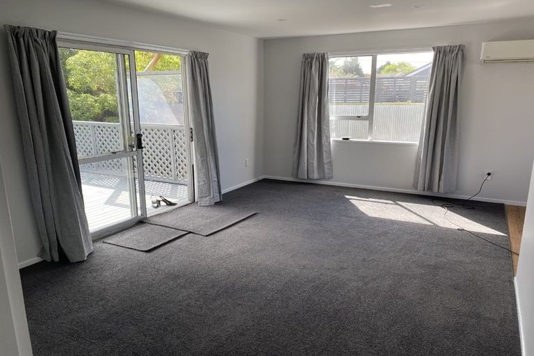 Photo of property in 35a Kuaka Crescent, Bromley, Christchurch, 8062