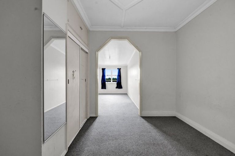 Photo of property in 546 Ararata Road, Hawera, 4674