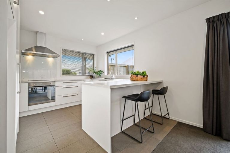 Photo of property in 4 Jefferson Close, Halswell, Christchurch, 8025