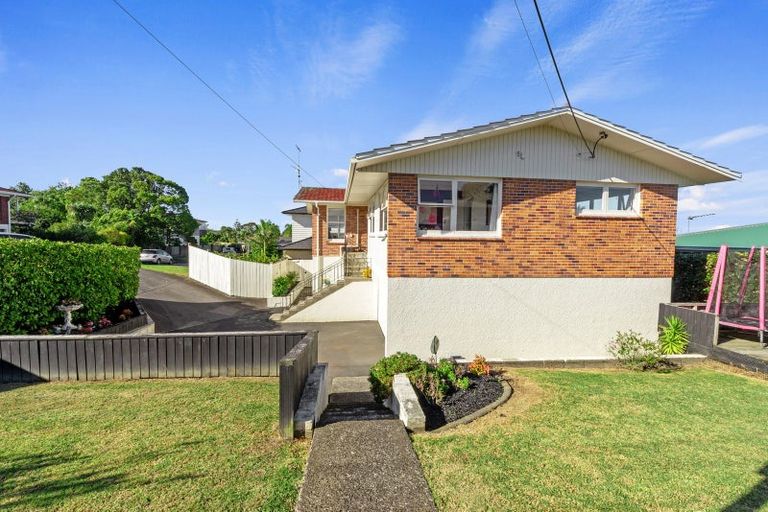 Photo of property in 75 Jaemont Avenue, Te Atatu South, Auckland, 0610