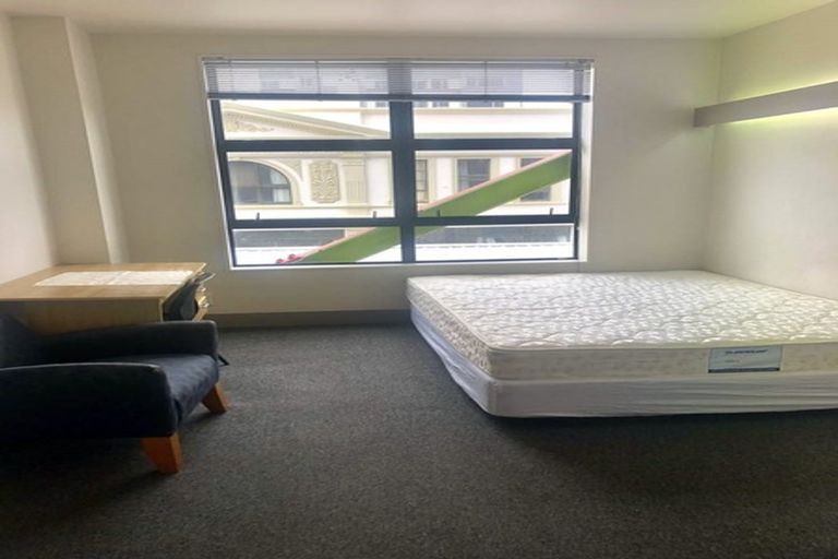 Photo of property in Urbane Apartments, 7/29 Webb Street, Mount Cook, Wellington, 6011