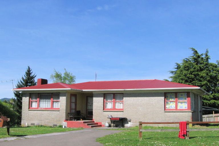 Photo of property in 11 Michael Place, Mangakakahi, Rotorua, 3015