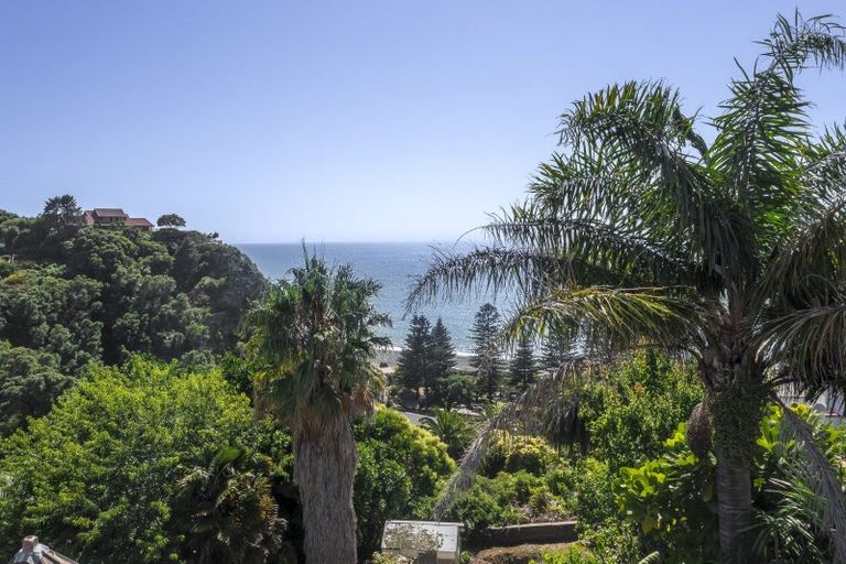 Photo of property in 2 Hadfield Terrace, Bluff Hill, Napier, 4110
