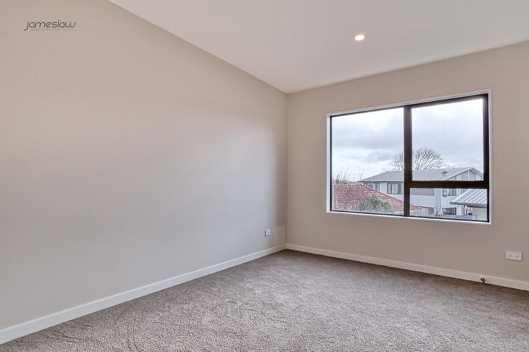 Photo of property in 6/67 Kervil Avenue, Te Atatu Peninsula, Auckland, 0610