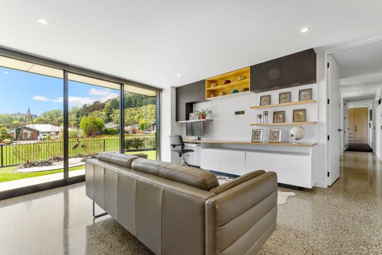 Photo of property in 1 Appletree Way, Stoke, Nelson, 7011