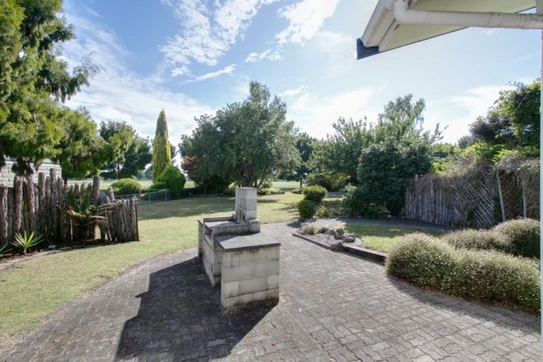 Photo of property in 614 Murdoch Road East, Akina, Hastings, 4122