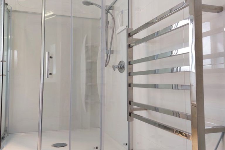 Photo of property in 128 Ormonde Drive, Silverdale, 0932