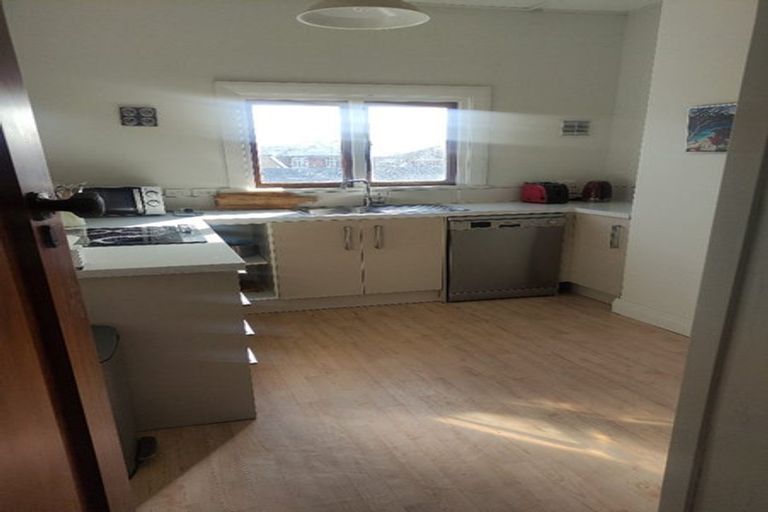 Photo of property in 6/56 Tanera Crescent, Brooklyn, Wellington, 6021