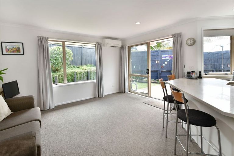 Photo of property in 43 Kensington Terrace, Gulf Harbour, Whangaparaoa, 0930